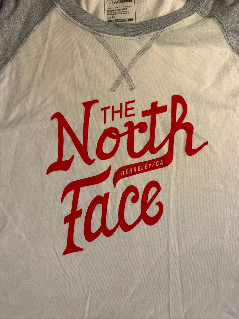 The North Face Berkeley CA Script Logo Raglan Baseball Tee Mens Large Cream Gray